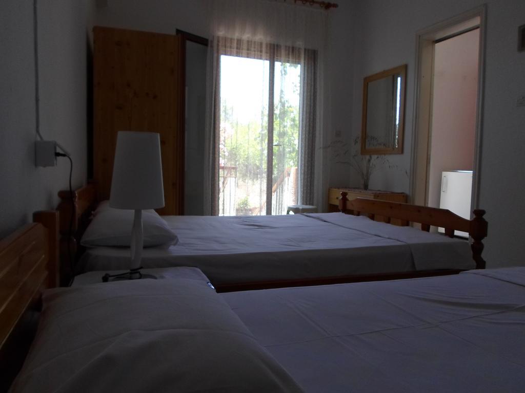 Bozelia Apartments Toroni Habitación foto