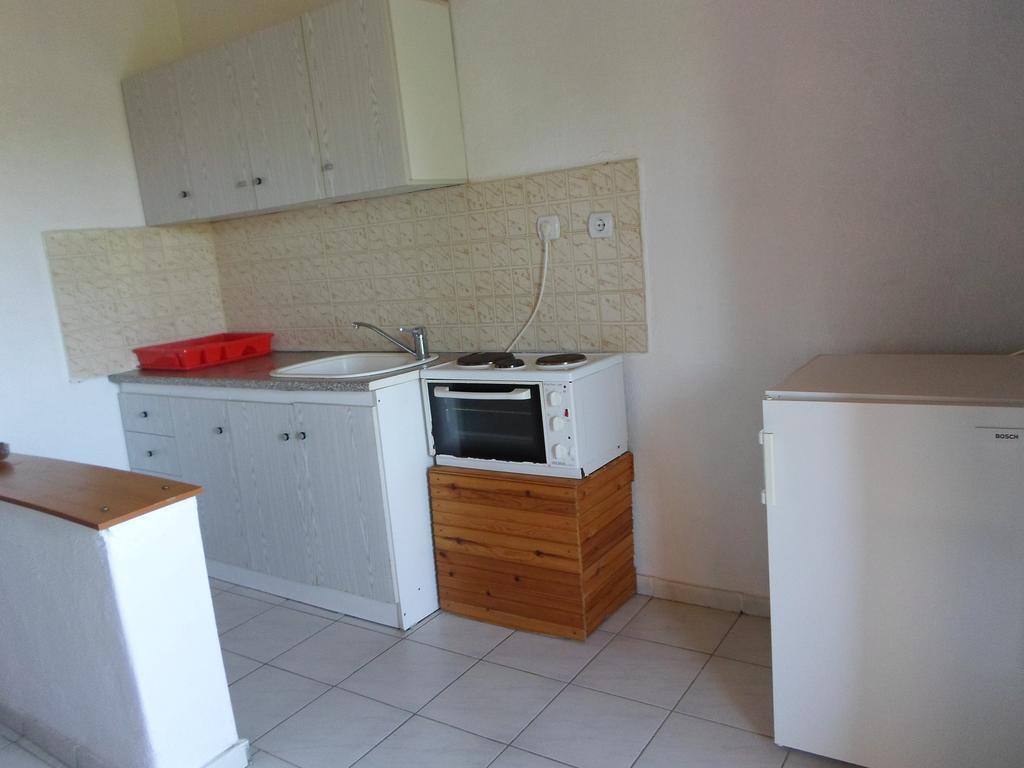 Bozelia Apartments Toroni Habitación foto